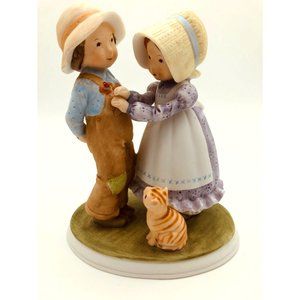 Vintage Holly Hobbie Porcelain Figurine Girl & Boy With Cat Designers Collection
